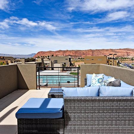 The View At The Escapes Villa St. George Exterior photo